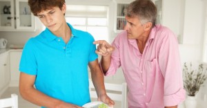 padrasto-enteado-pai-filho-bronca-1370288552561_956x500